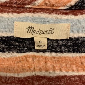 Madewell Tops - Madewell Scoop Neck T-shirt Madewell Tops - Madewell Scoop Neck T-shirt